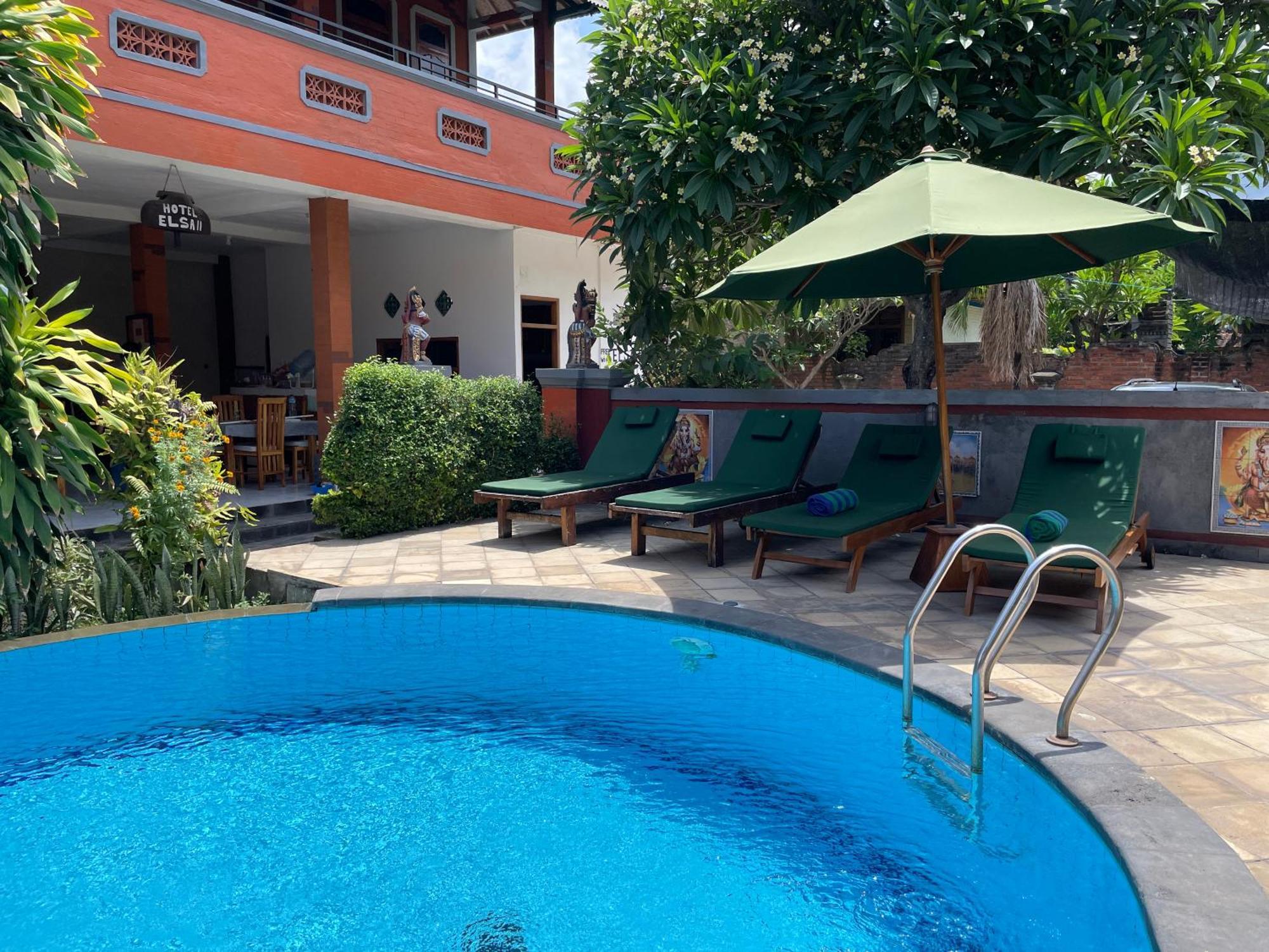 Kubu Elsa Bali Lovina (Bali)