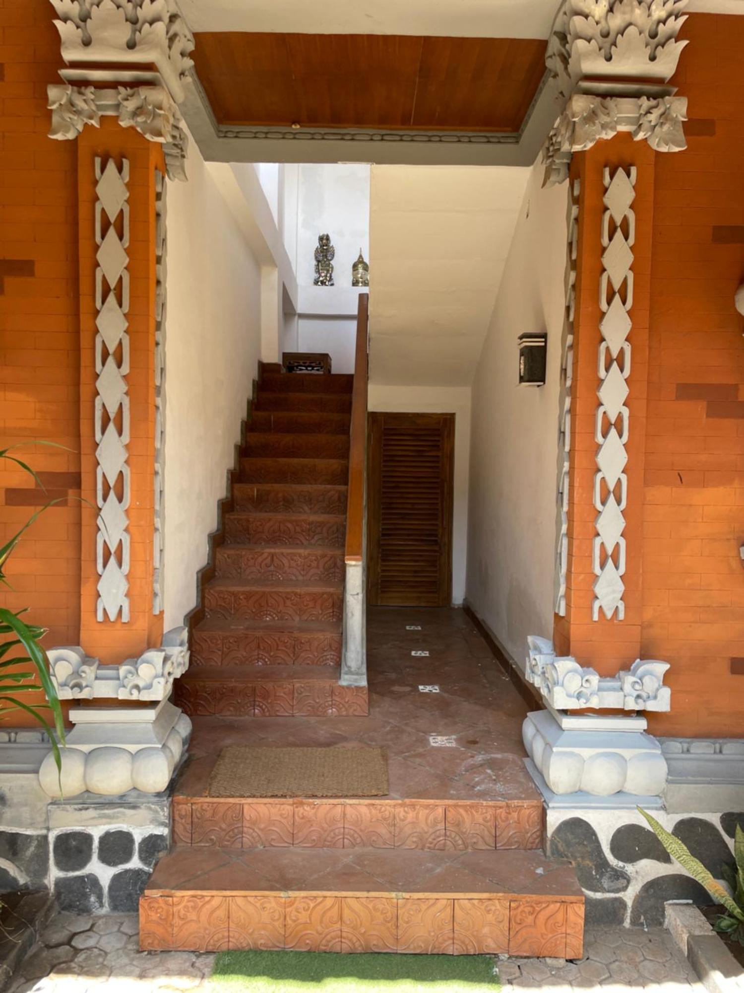 Kubu Elsa Bali Hotel Lovina (Bali)