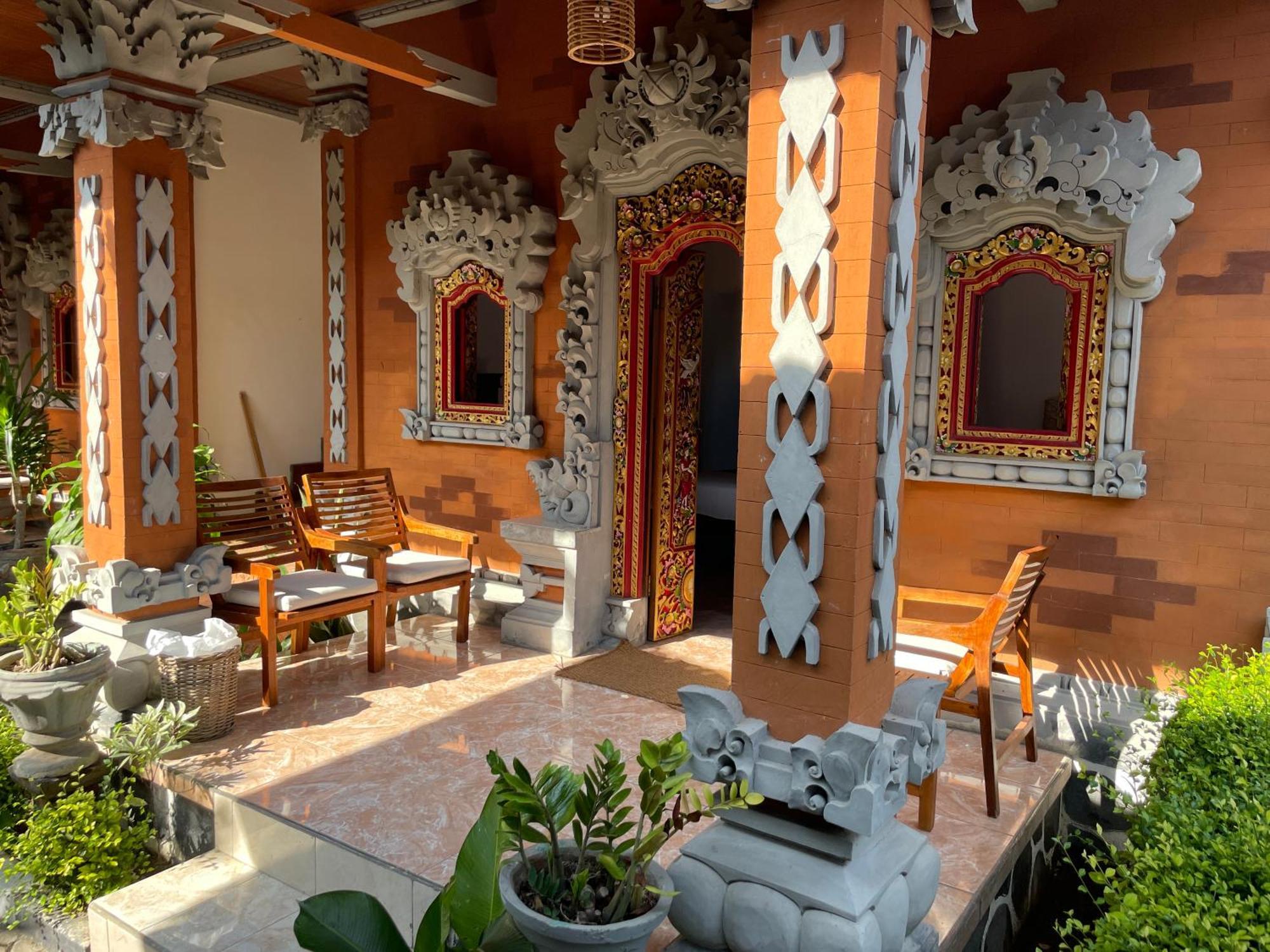 Kubu Elsa Bali *