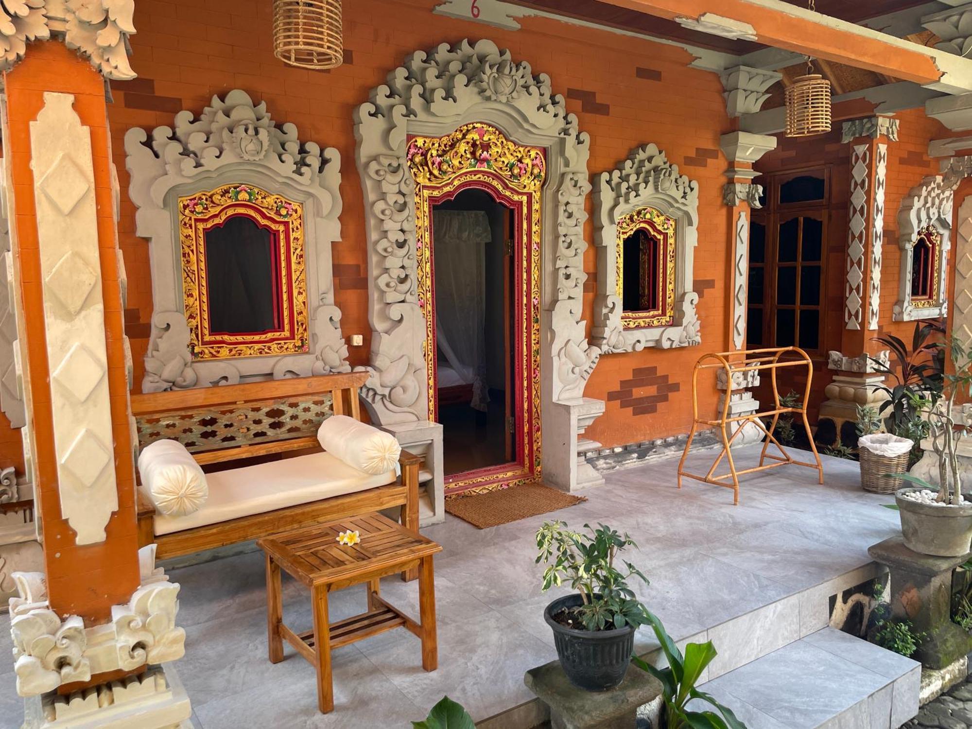 Kubu Elsa Bali *